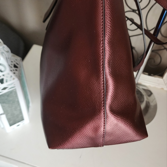 Coach Metallic Cherry City Leather Tote Bag Guc - Picture 5 of 10